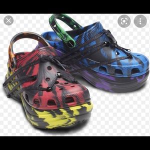 Size 11W RUBY ROSE PRIDE CROCS!! Rear!!